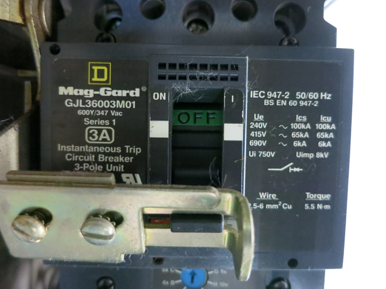 Square D Model 6 3A Breaker Size 1 Starter 6" Compact MCC Bucket 3 Amp